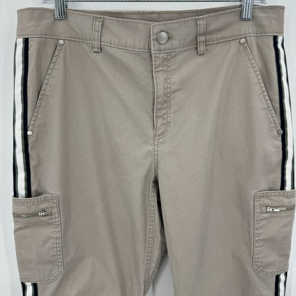 ATHLETA Summit Cargo Pants in Desert Beige Size 10 - Picture 5 of 10